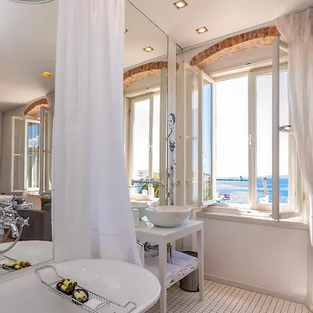 شقة Riva Luxury *