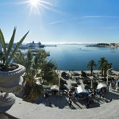 Riva Luxury Appartement
