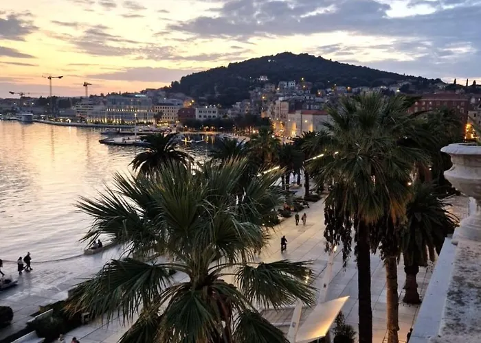 Riva Luxury Apartment Split