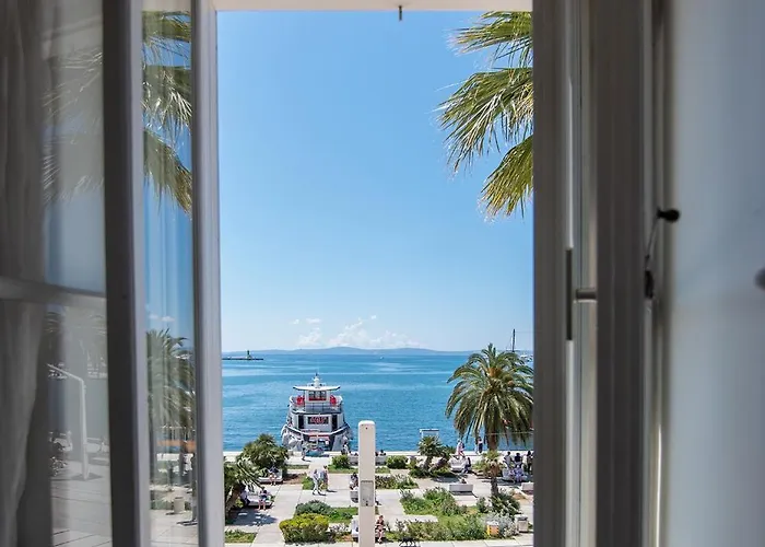 Riva Luxury Apartment Split