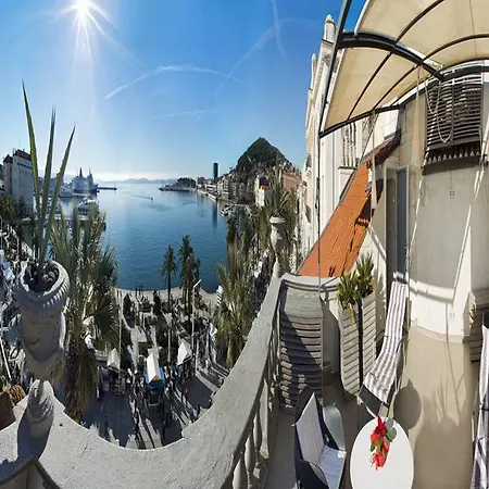 리바 럭셔리 스위트 아파트 *