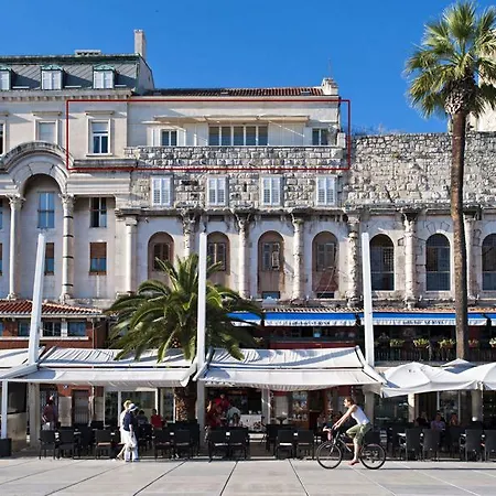 리바 럭셔리 스위트 *