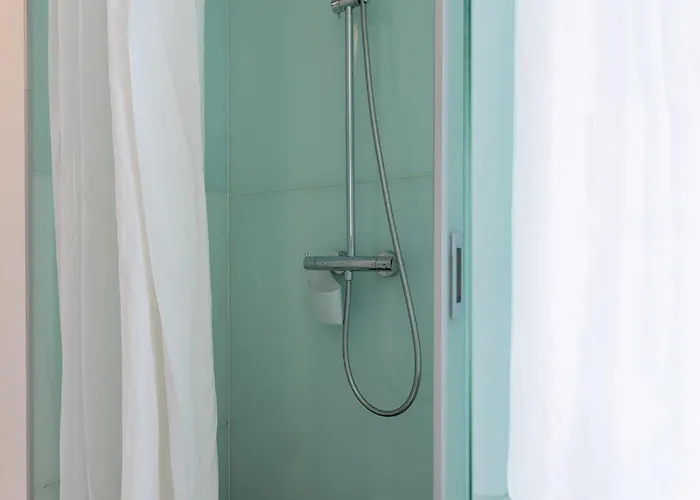 Riva Luxury דירה